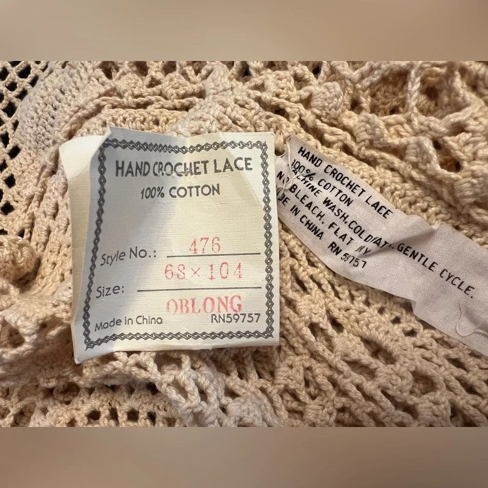 Vintage Hand Crocheted Tablecloth Off White‎ 68